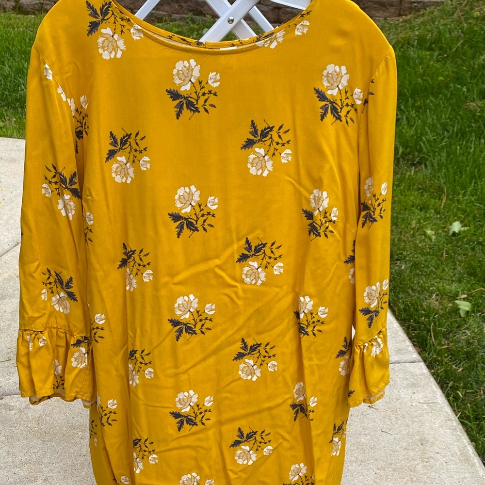 Mustard yellow floral old navy dress